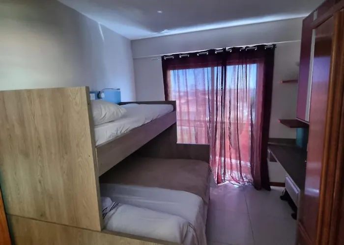Apto Luxo De 2 Quartos, 3 Banheiros Praia Do Forte Cabo Frio, Brasil
