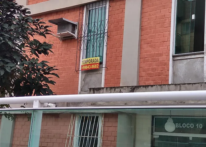 AP BRAGA A 400m DA PRAIA - TODO EQUIPADO, 3 QUARTOS COM AR COND, WIFI, ESTACIONAMENTO GRÁTIS, PORTARIA 24H E PRÓXIMO DE TUDO Cabo Frio, Brasil