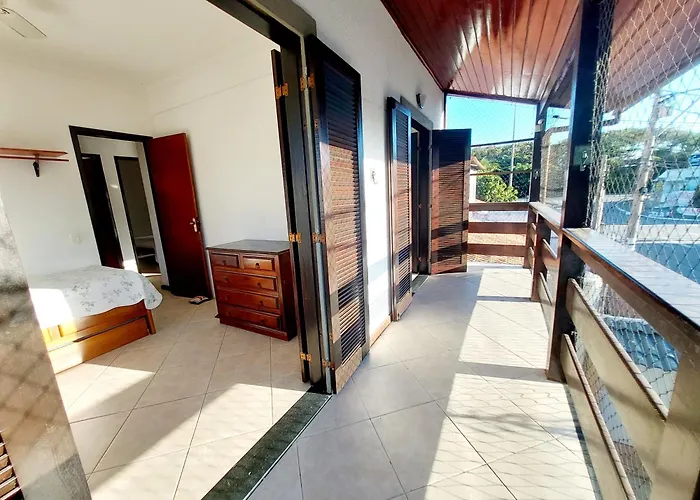 Espaçosa Casa Alto Padrão para Famílias em Cabo Frio, Brasil