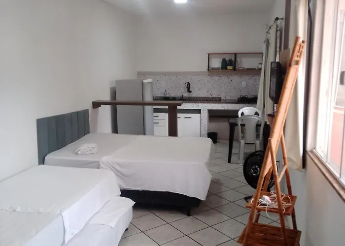 Flats do Cordeiro confortável e prático a 10 min do Mar Cabo Frio, Brasil