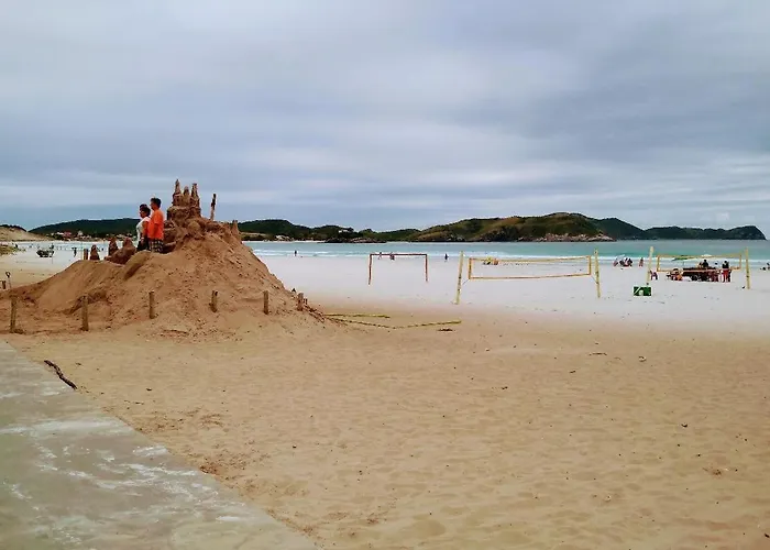 Quitinete Cabo Frio , 300 Metros Da Praia Do Forte, Brasil